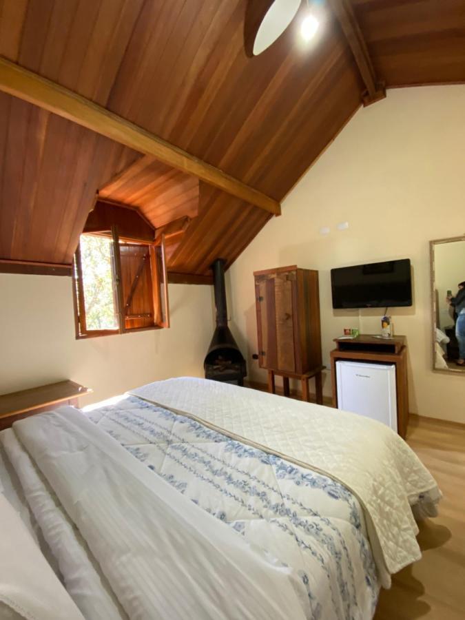 Pousada Le Lieu Santo Antonio do Pinhal Bagian luar foto